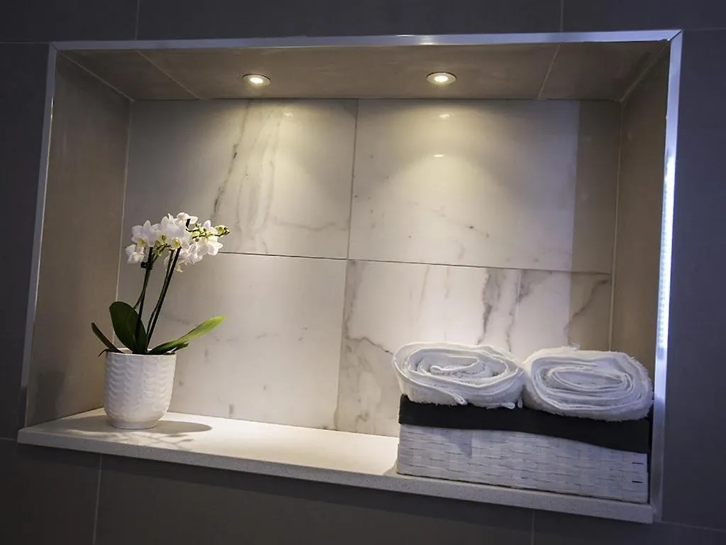 The Lane Hotel Эдинбург 4*,  Великобритания
